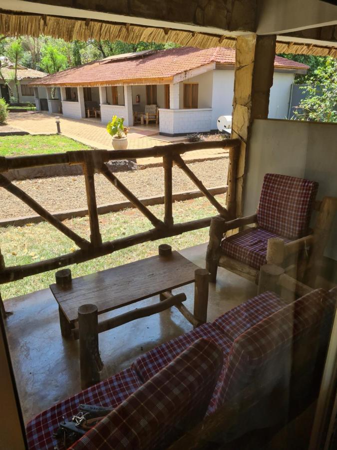 Honey Badger Hotel
